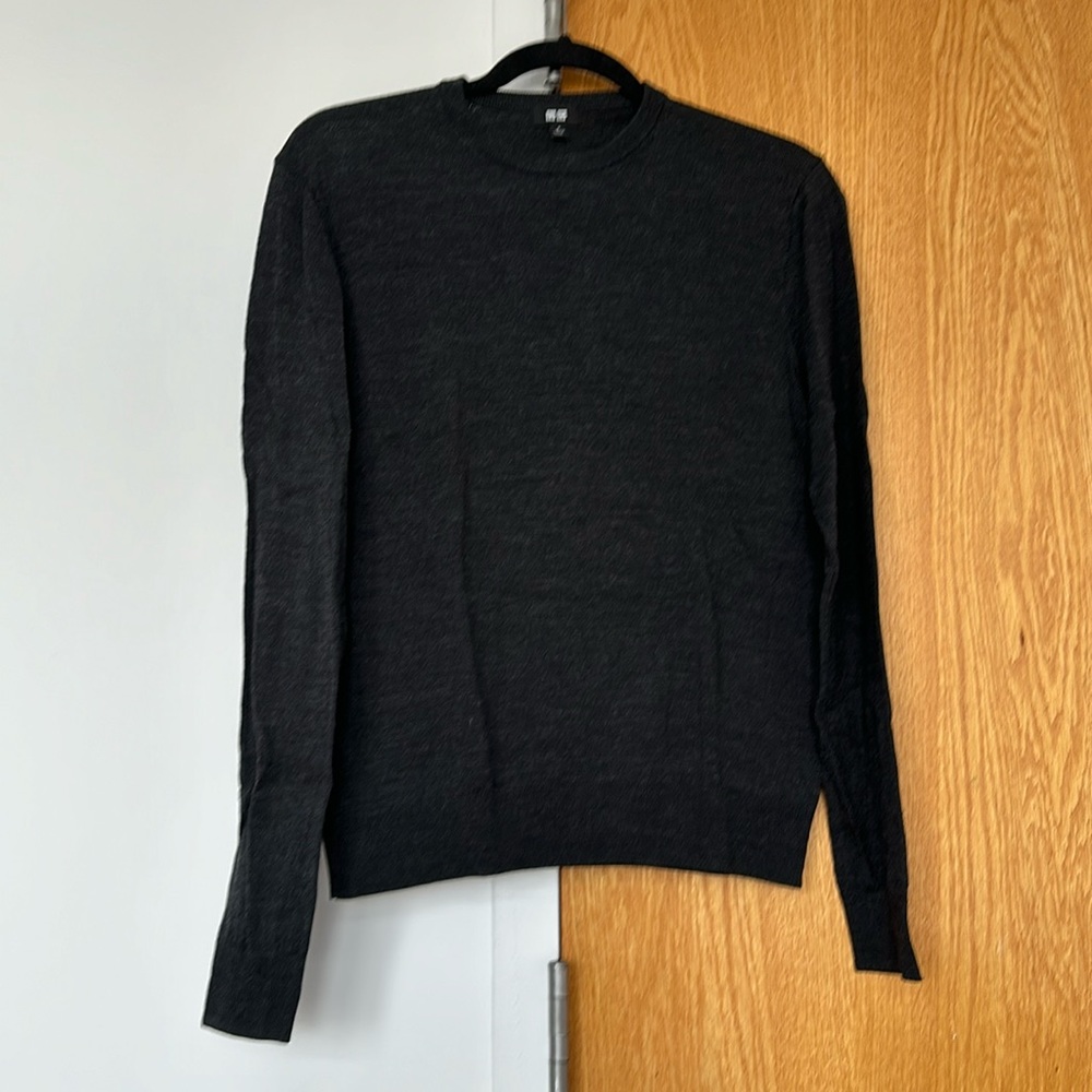 Uniqlo Men’s Sweater